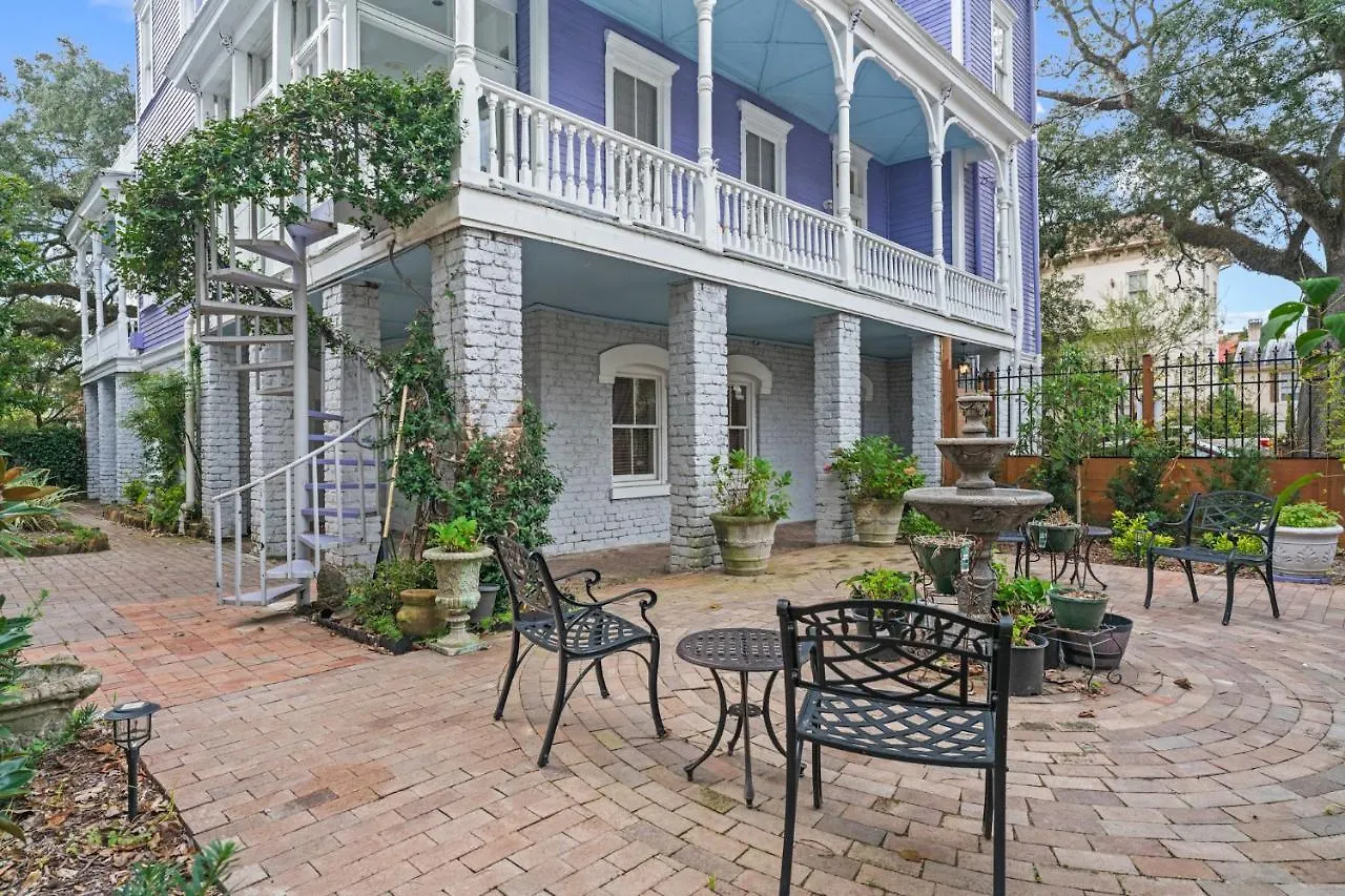 Amethyst Garden Bed & Breakfast Savannah 4*,