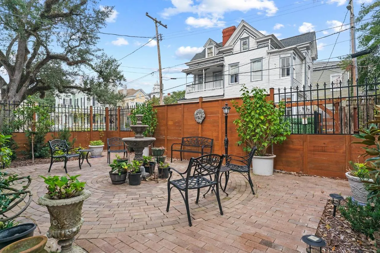 Amethyst Garden Bed & Breakfast Savannah
